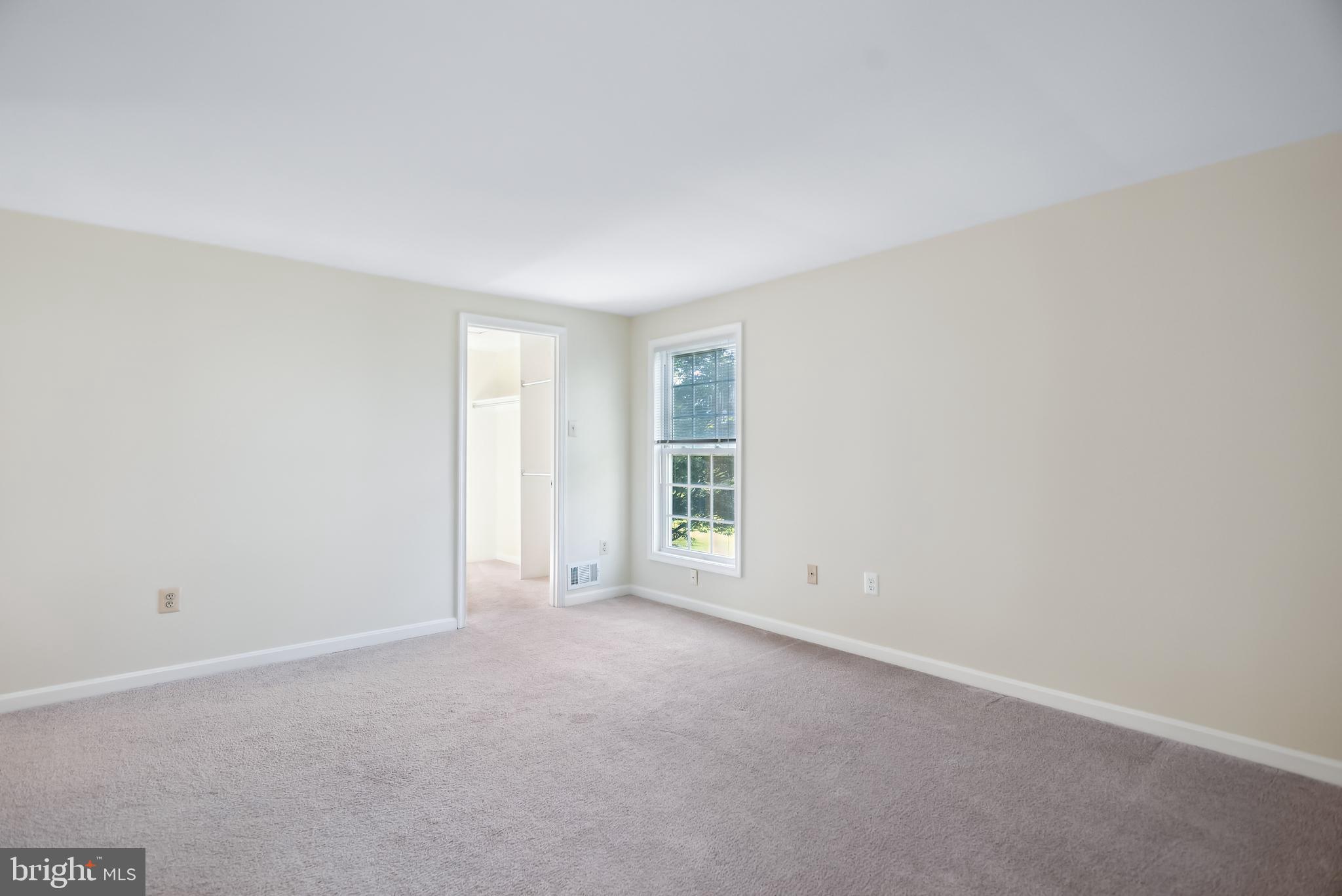 HALLOWELL - Residential