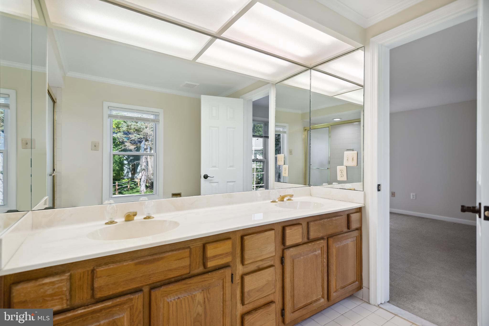 HALLOWELL - Residential