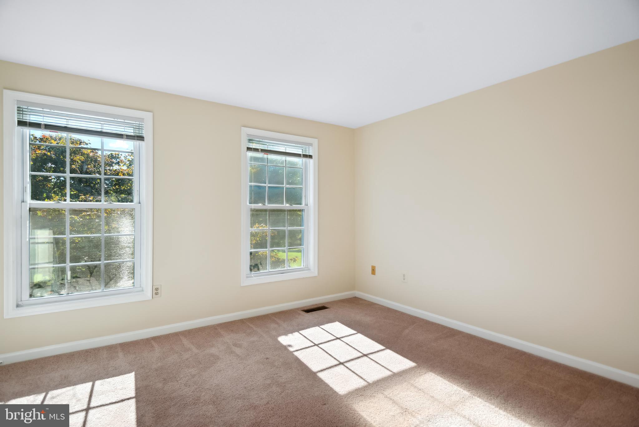 HALLOWELL - Residential