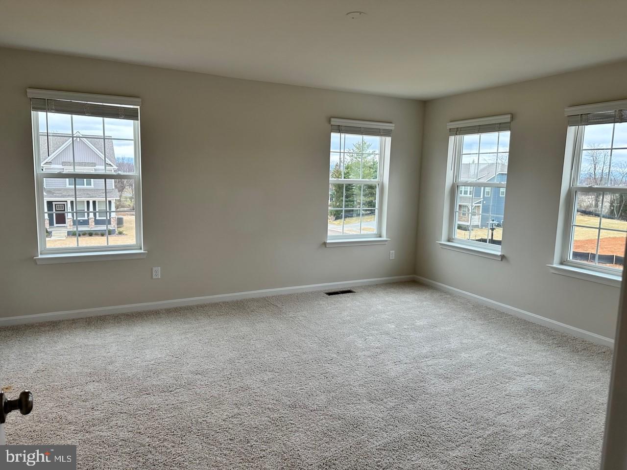 HERMITAGE - Residential