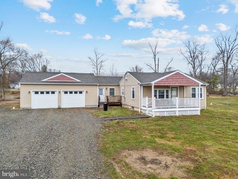 62 SCHOOL LANE READING PA 19606