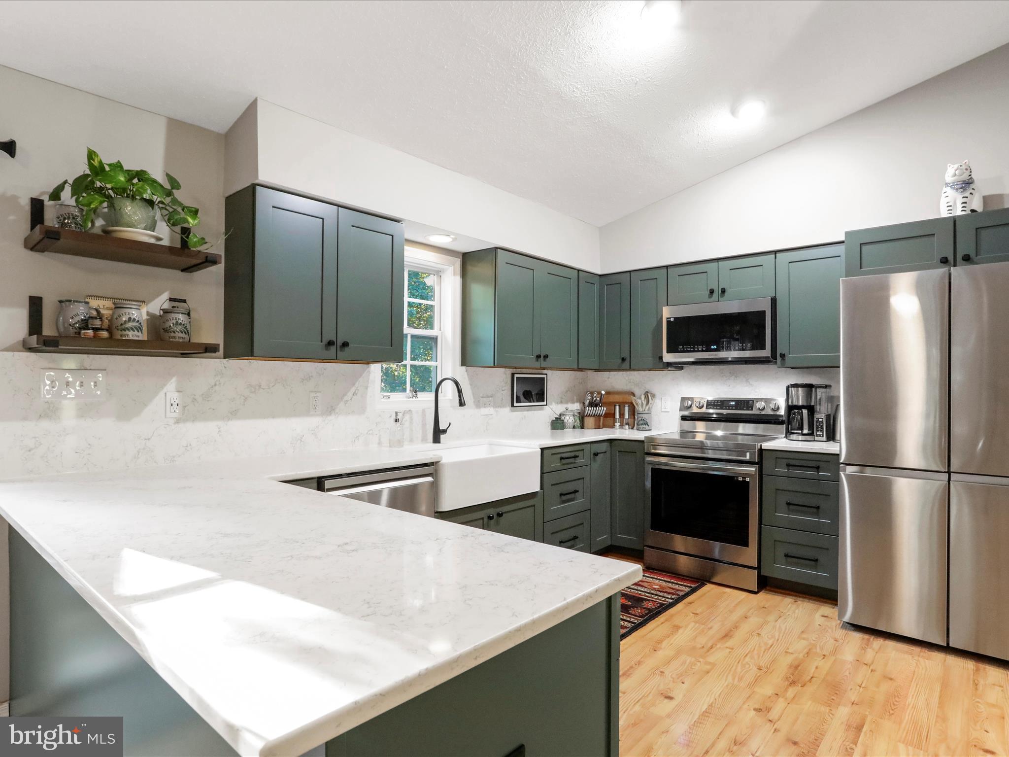 SHANNONDALE - Residential