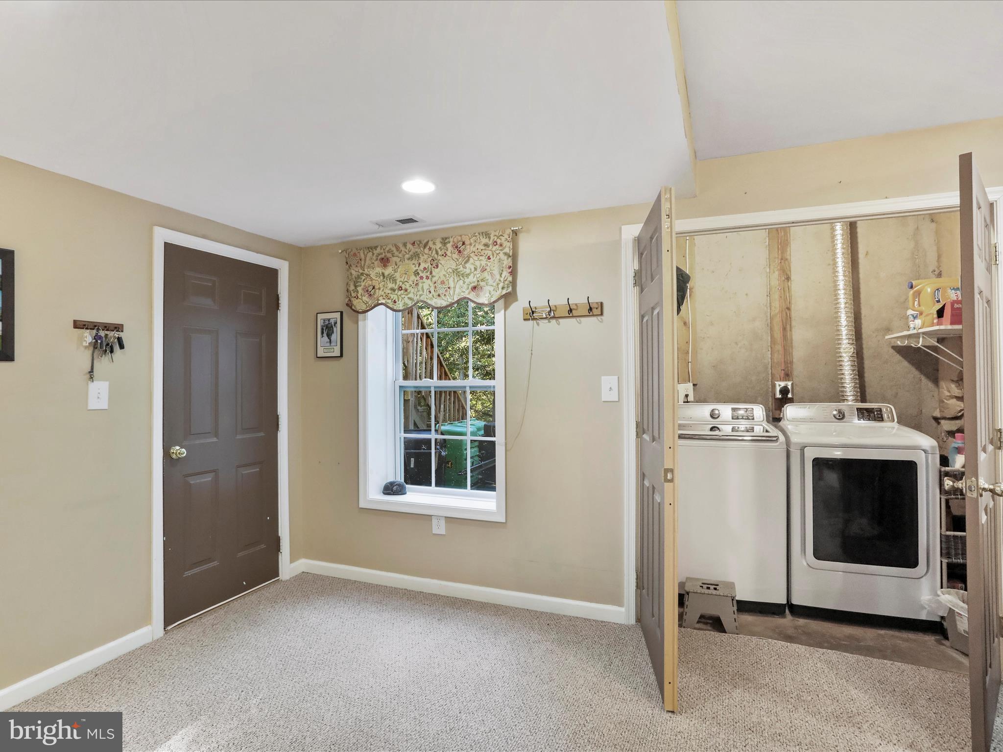 SHANNONDALE - Residential