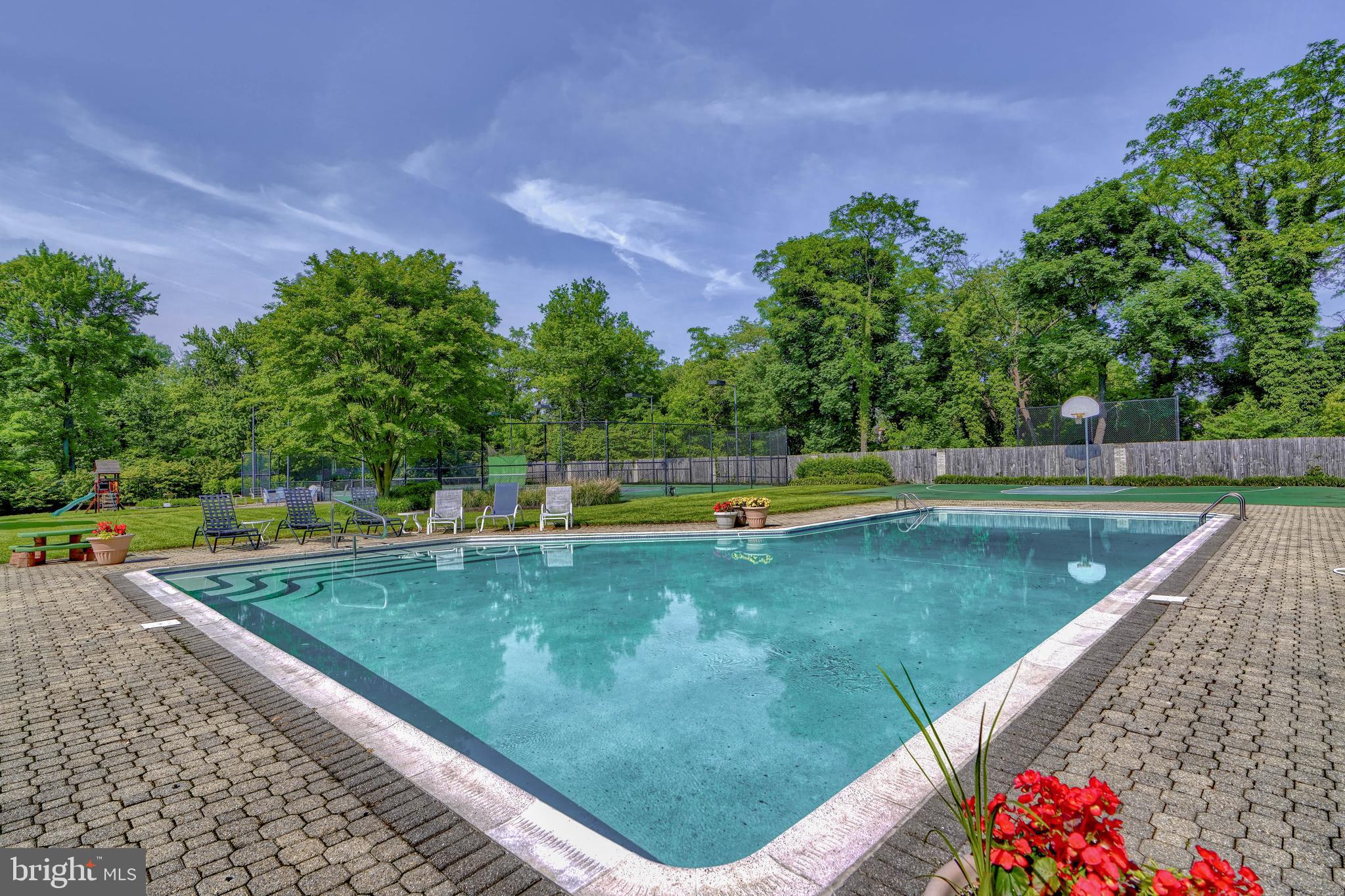 LINTHICUM HEIGHTS - Residential