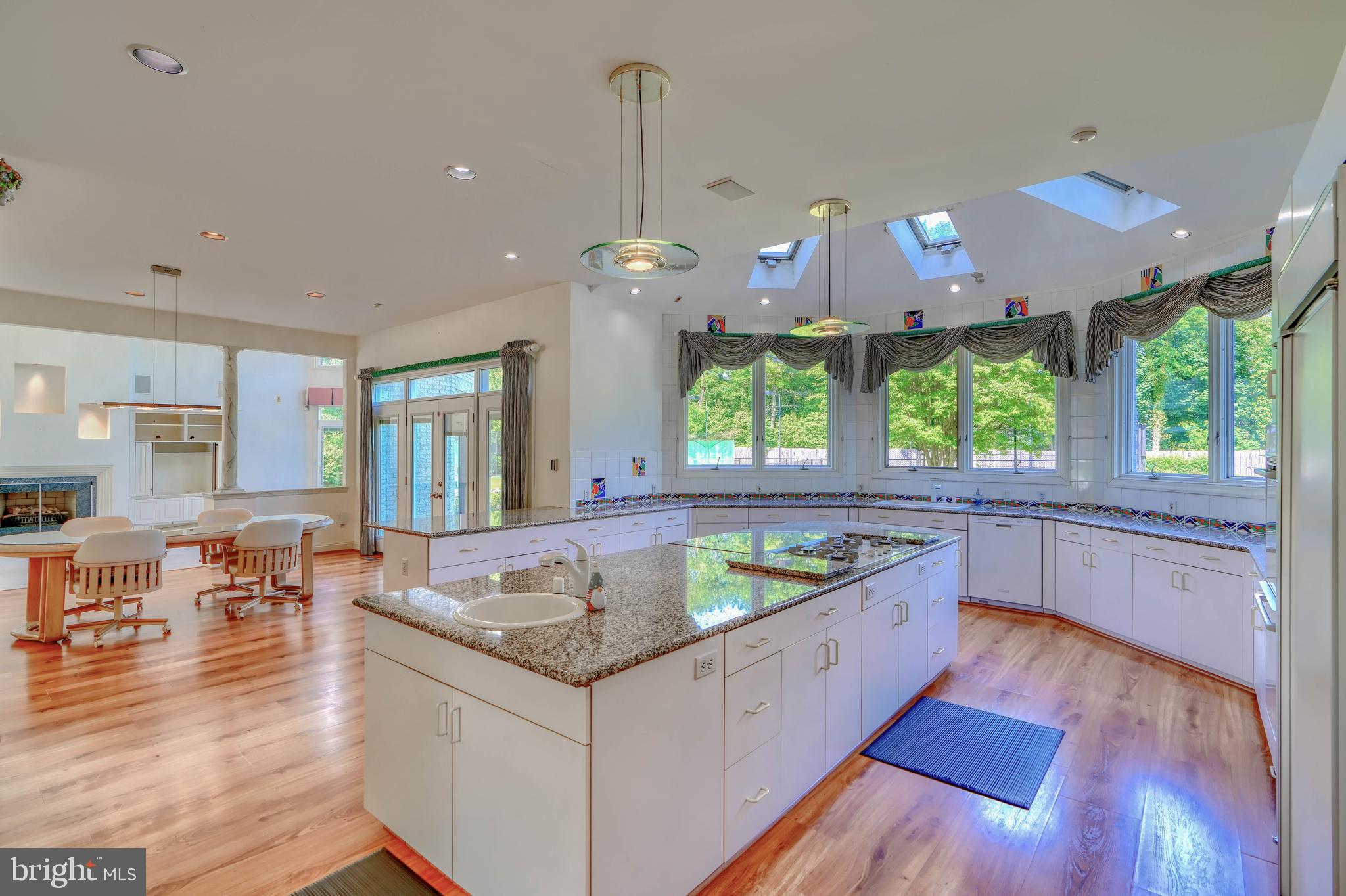 LINTHICUM HEIGHTS - Residential