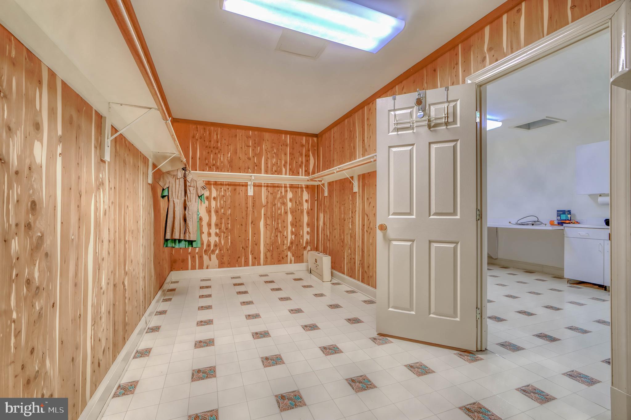 LINTHICUM HEIGHTS - Residential