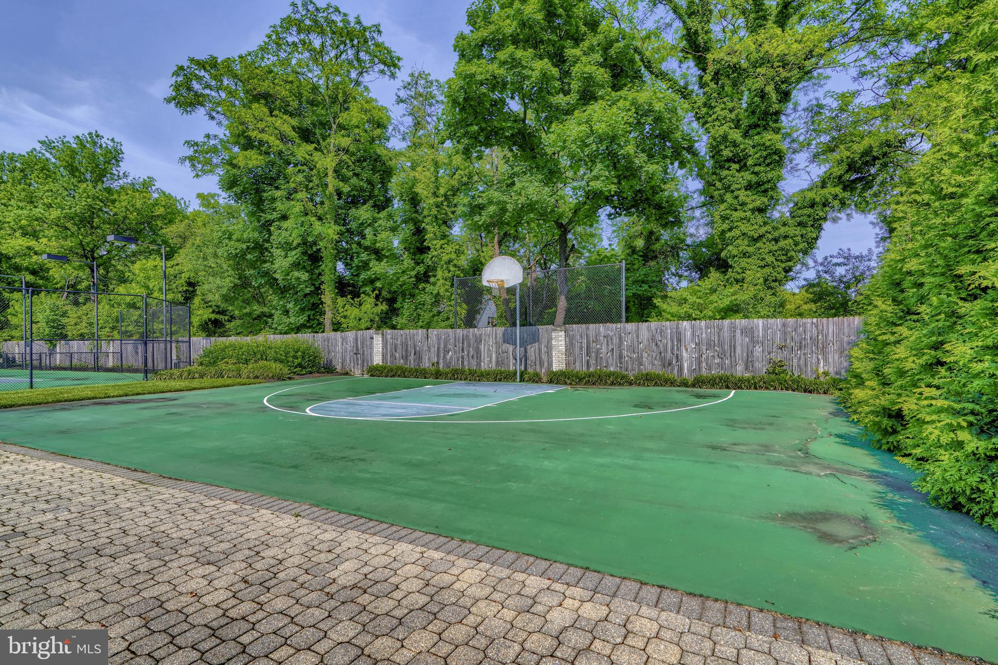 LINTHICUM HEIGHTS - Residential