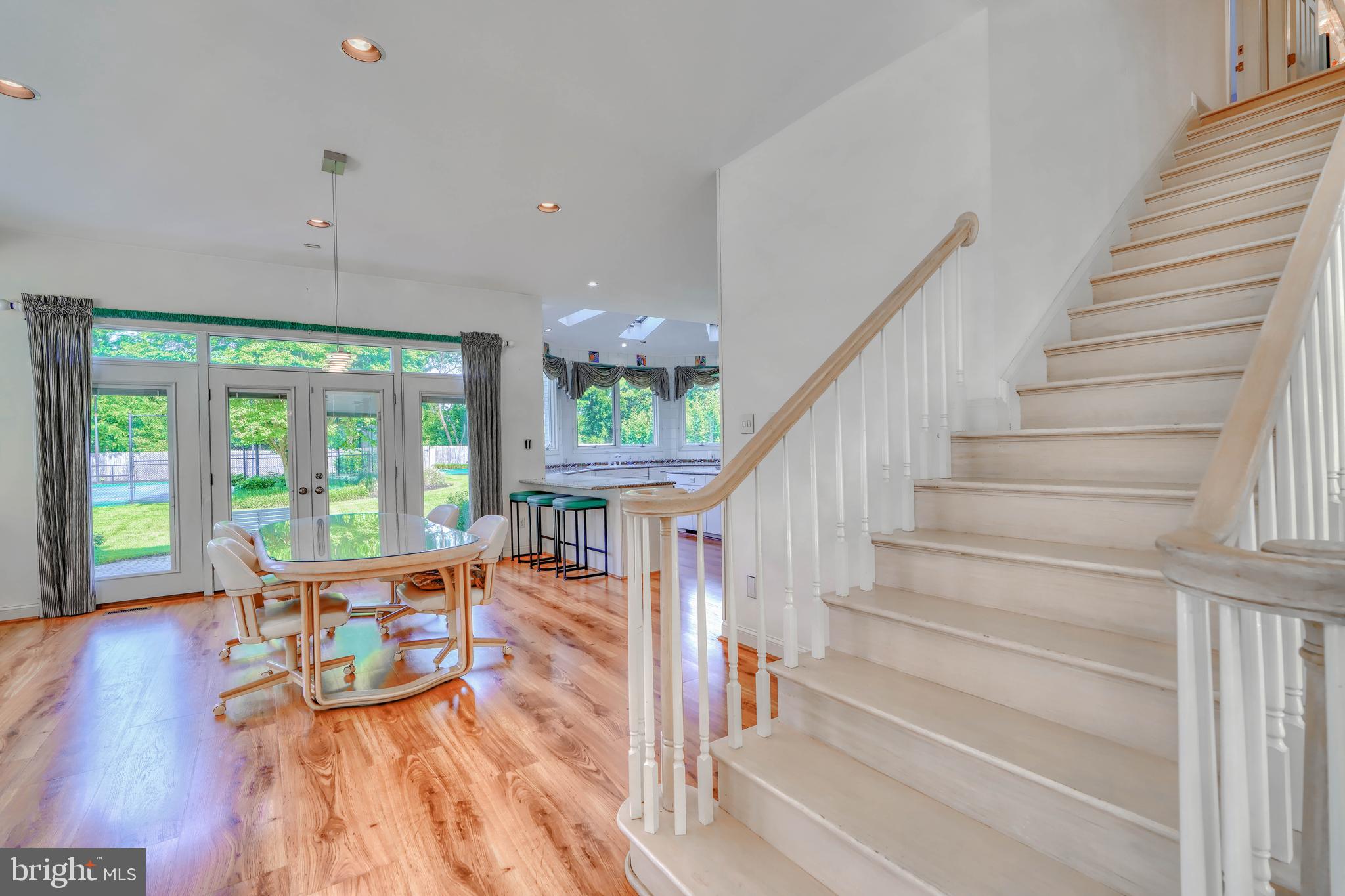 LINTHICUM HEIGHTS - Residential