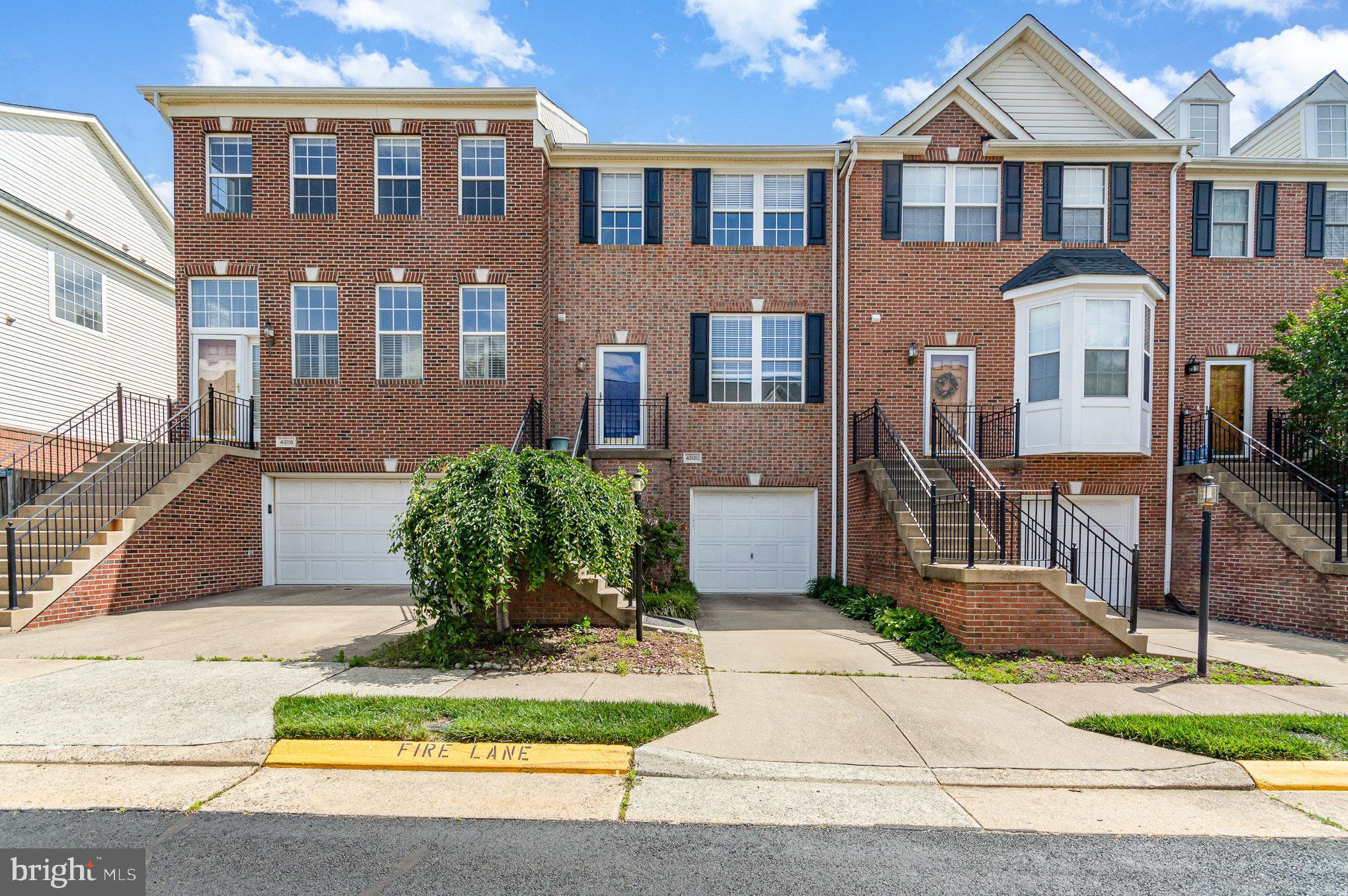 43120 FOREST EDGE SQUARE