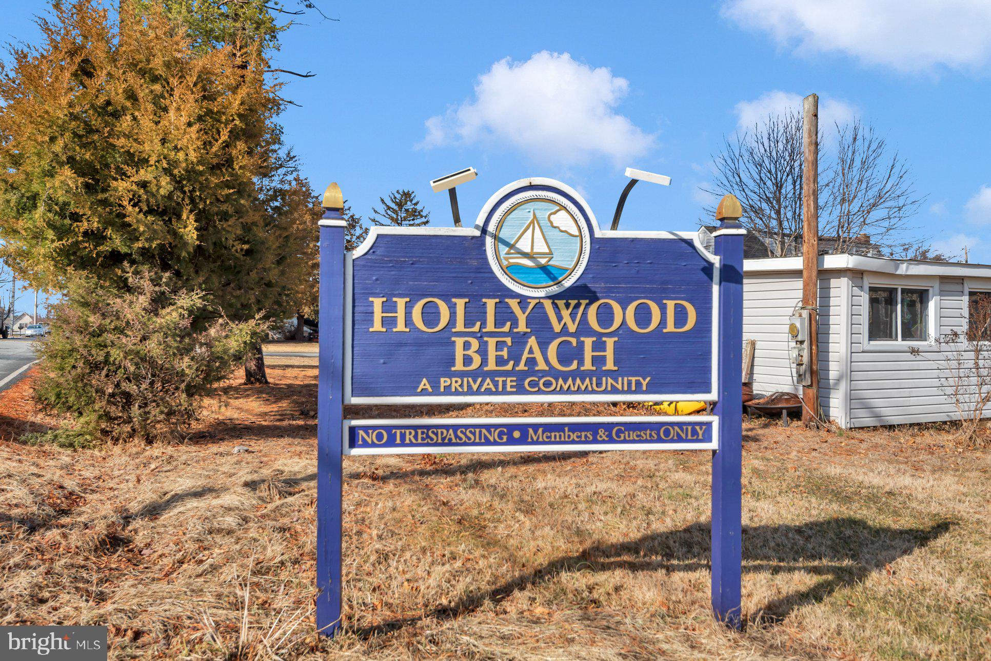 HOLLYWOOD BEACH - Residential