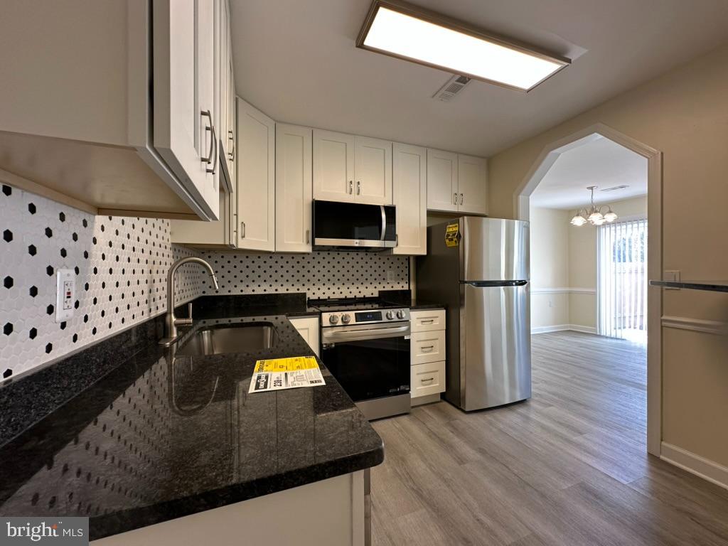 CRESTWOOD VILLAGE - Residential