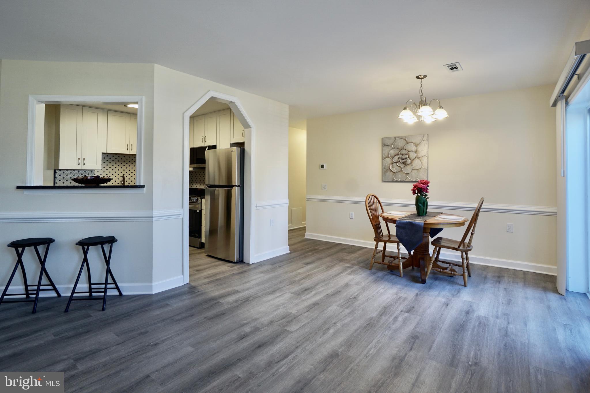 CRESTWOOD VILLAGE - Residential