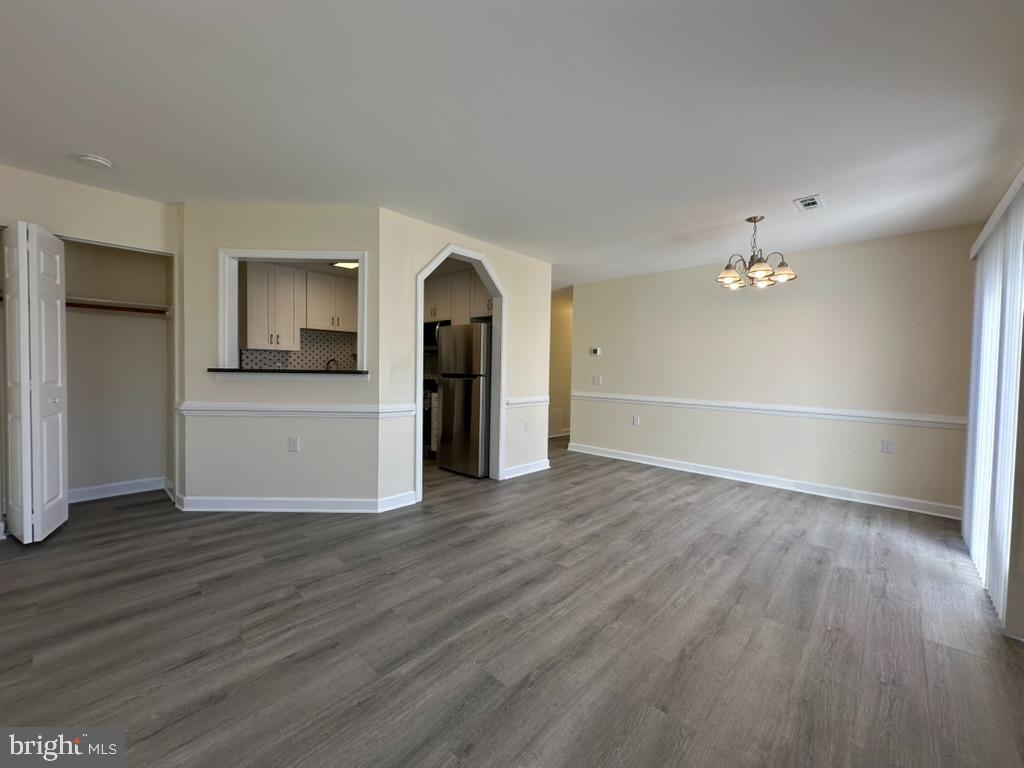 CRESTWOOD VILLAGE - Residential