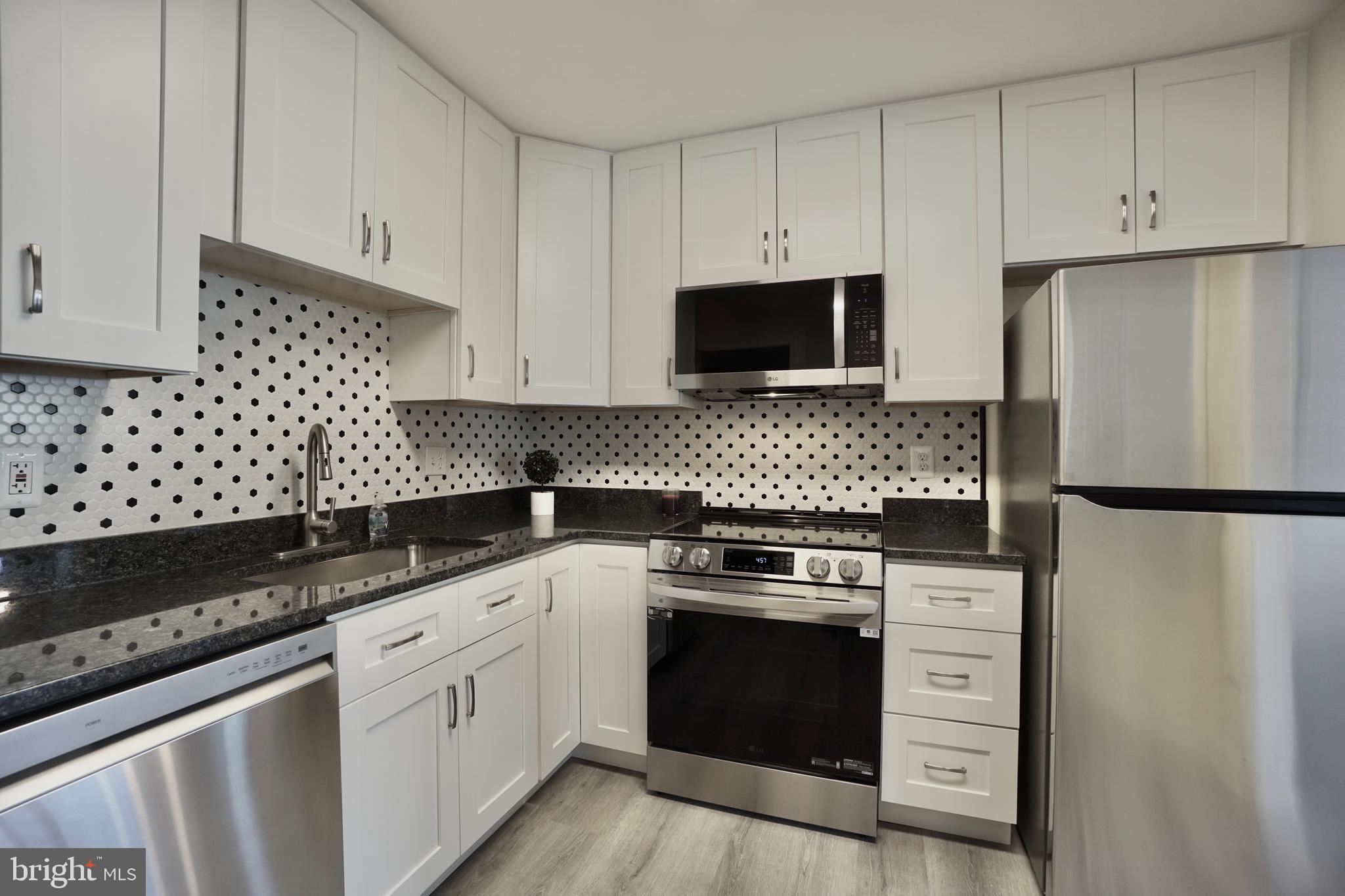 CRESTWOOD VILLAGE - Residential