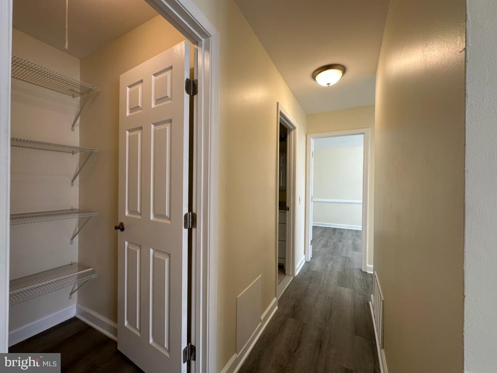 CRESTWOOD VILLAGE - Residential