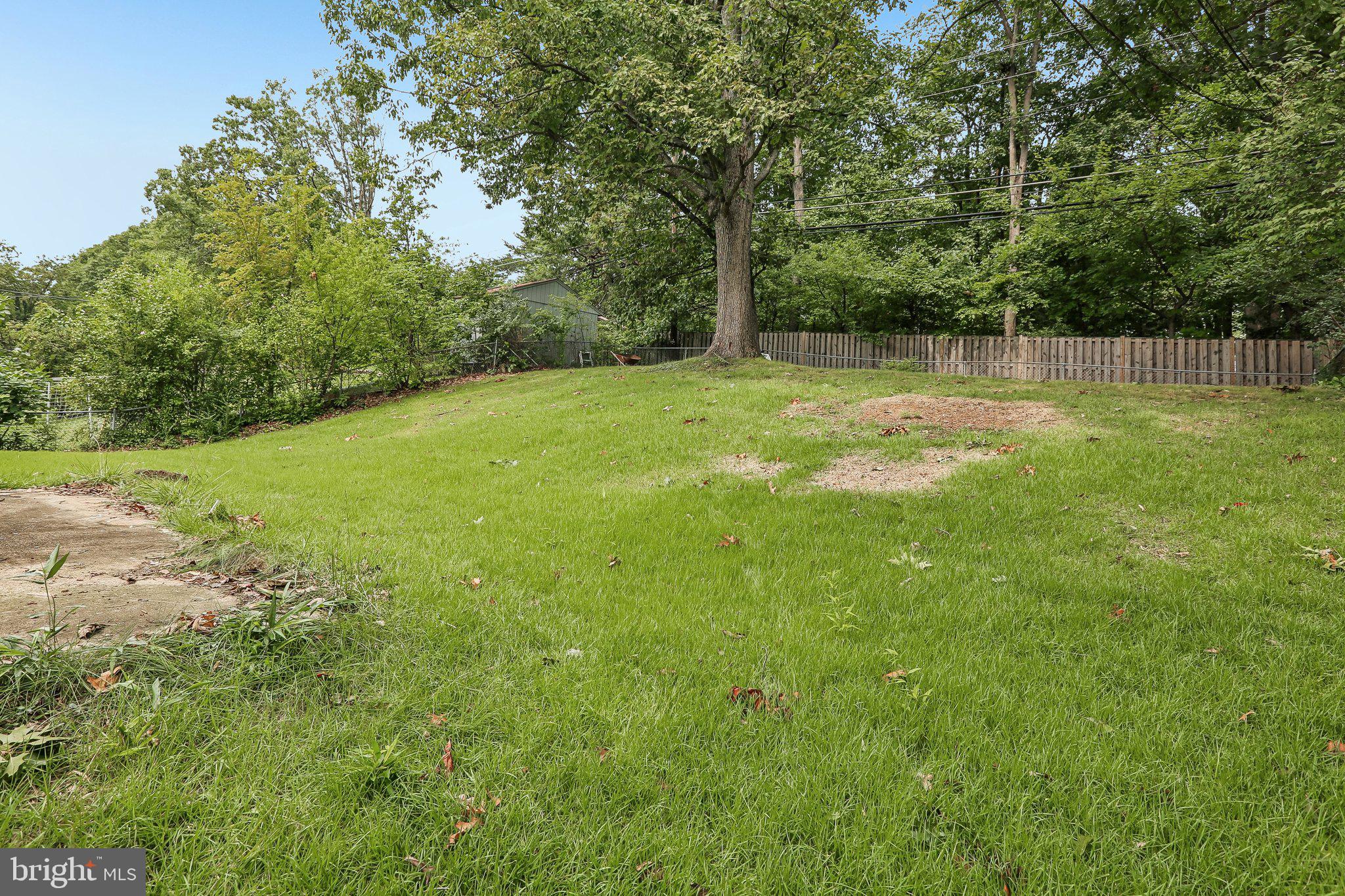 8602 PORTSMOUTH DRIVE