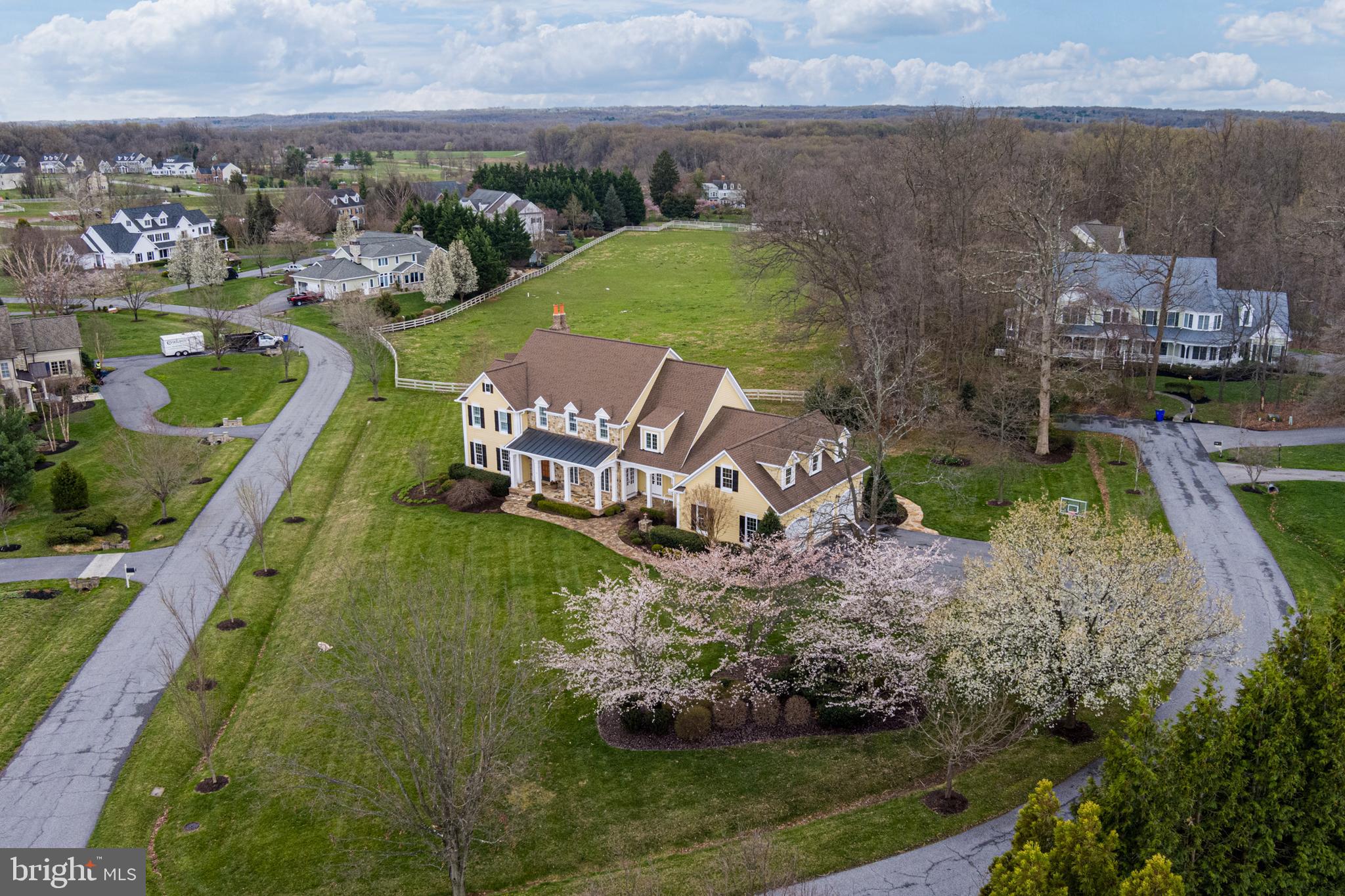 PATERNAL GIFT FARM - Residential