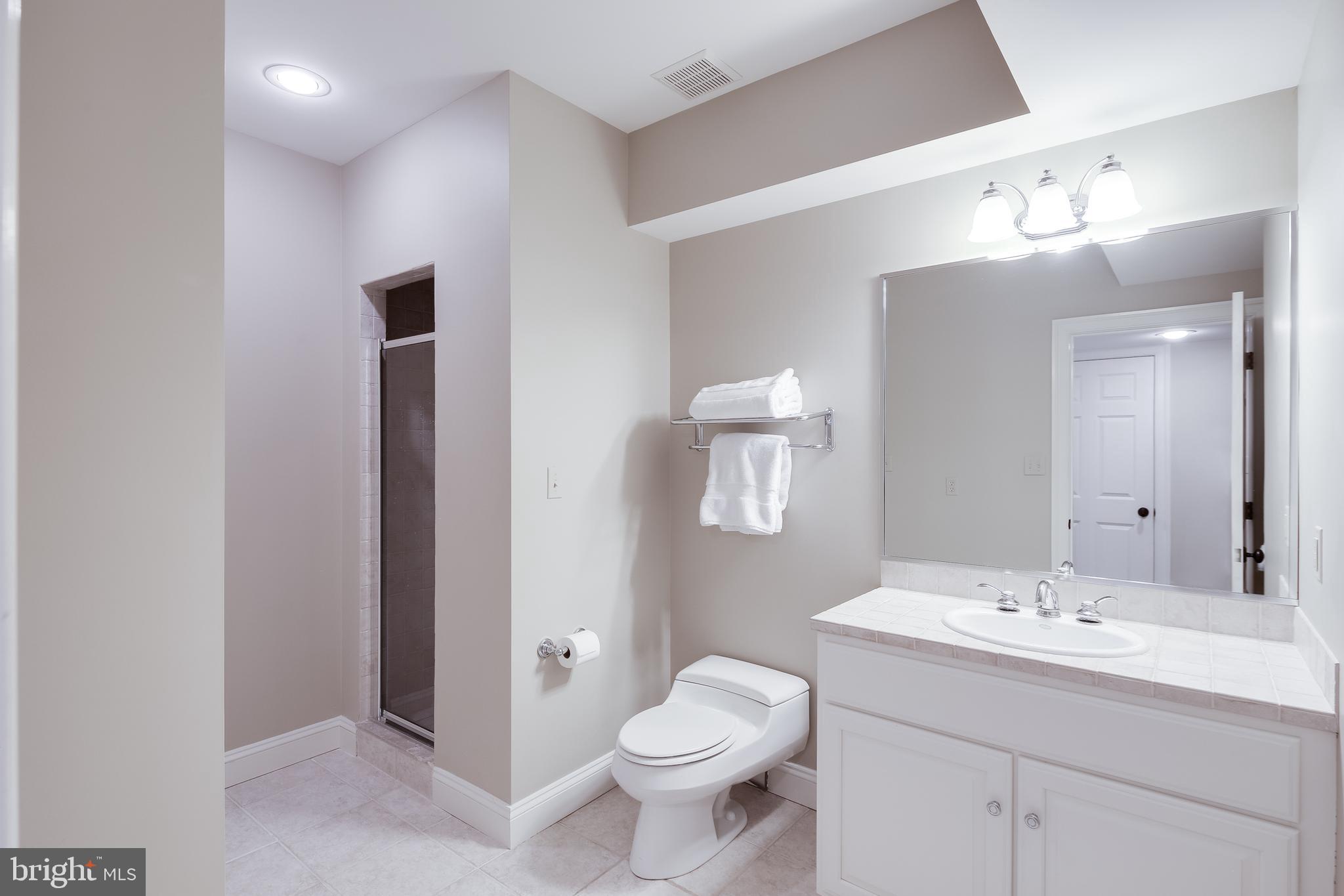 PATERNAL GIFT FARM - Residential