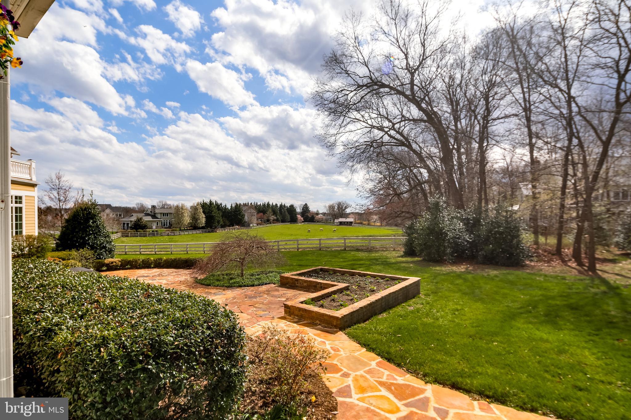 PATERNAL GIFT FARM - Residential