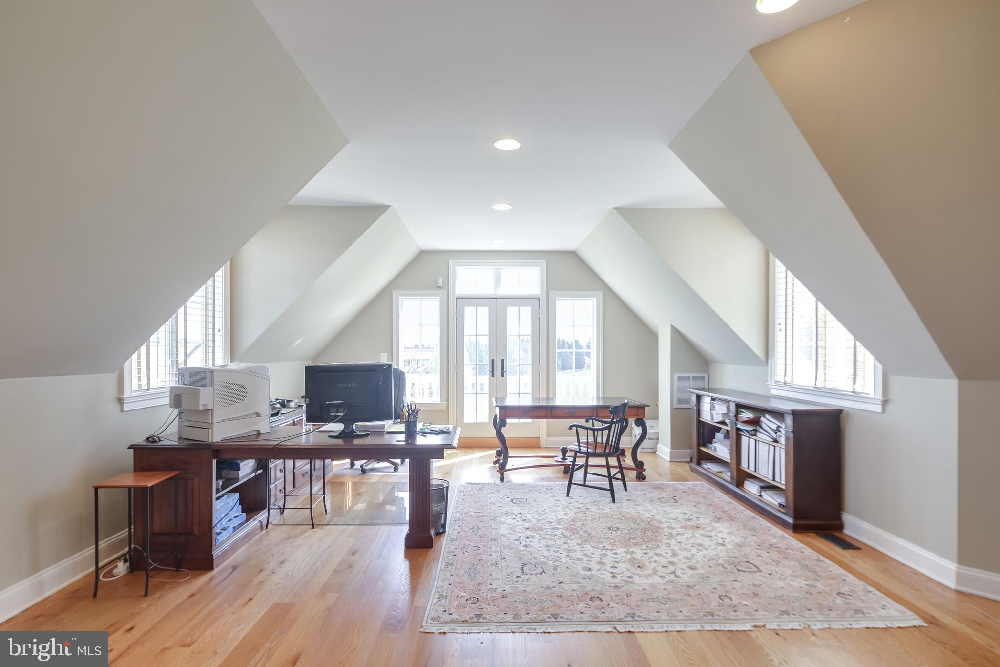 PATERNAL GIFT FARM - Residential