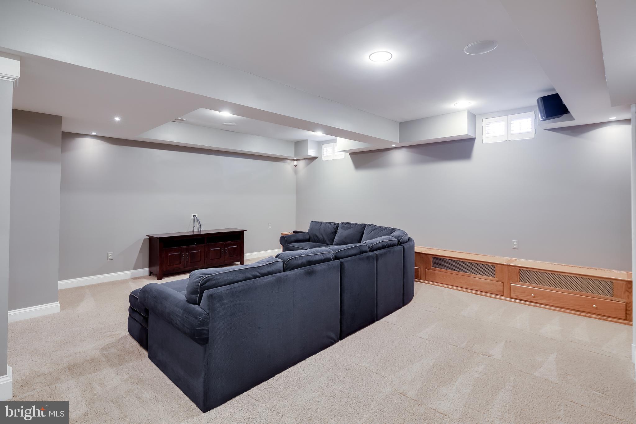 PATERNAL GIFT FARM - Residential