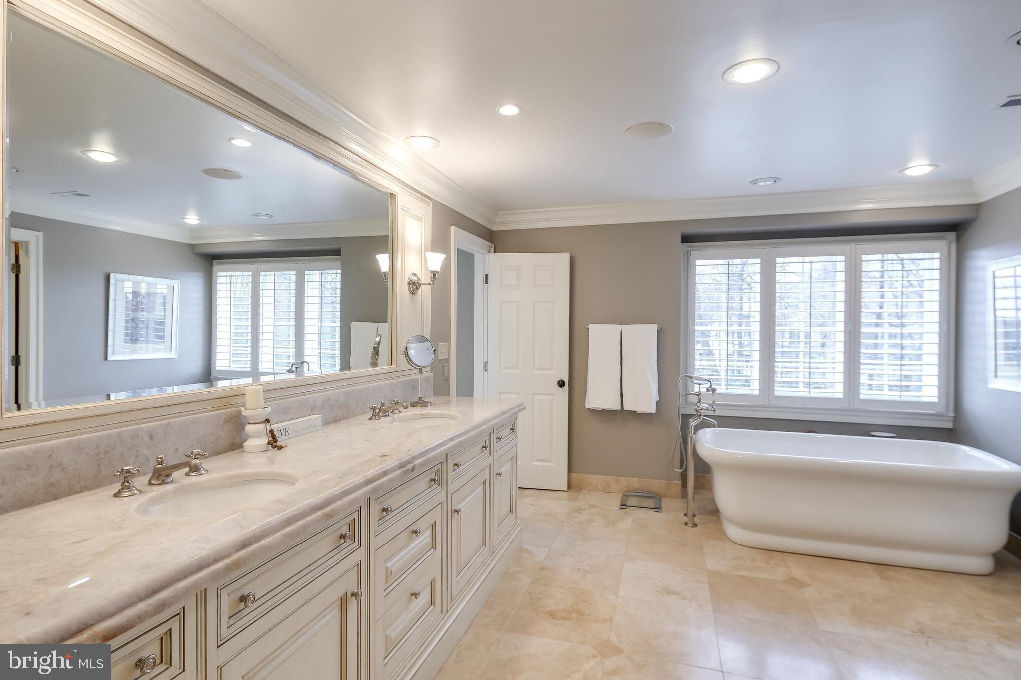 PATERNAL GIFT FARM - Residential