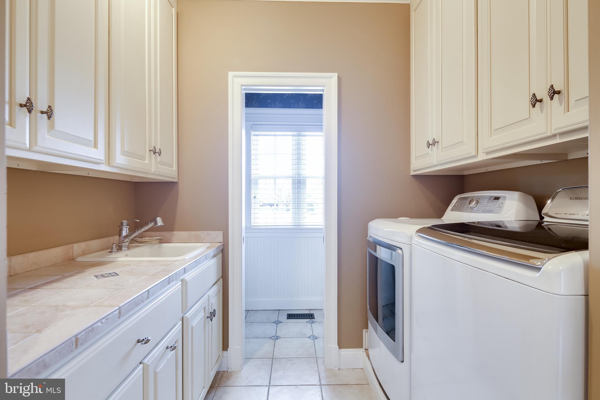 PATERNAL GIFT FARM - Residential