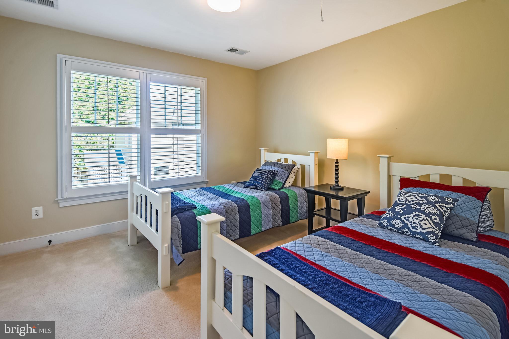 WEST MC LEAN - Residential