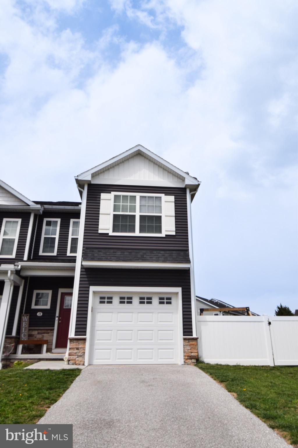 CHAPEL RIDGE - Residential