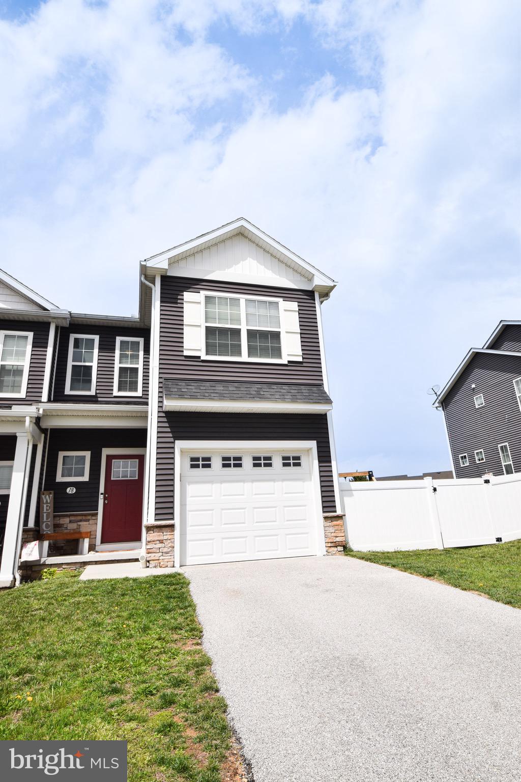 CHAPEL RIDGE - Residential