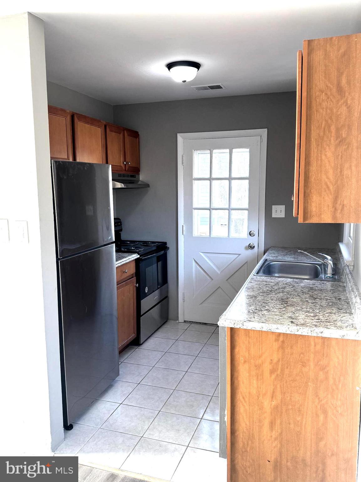 MARUMSCO VILLAGE - Residential Lease