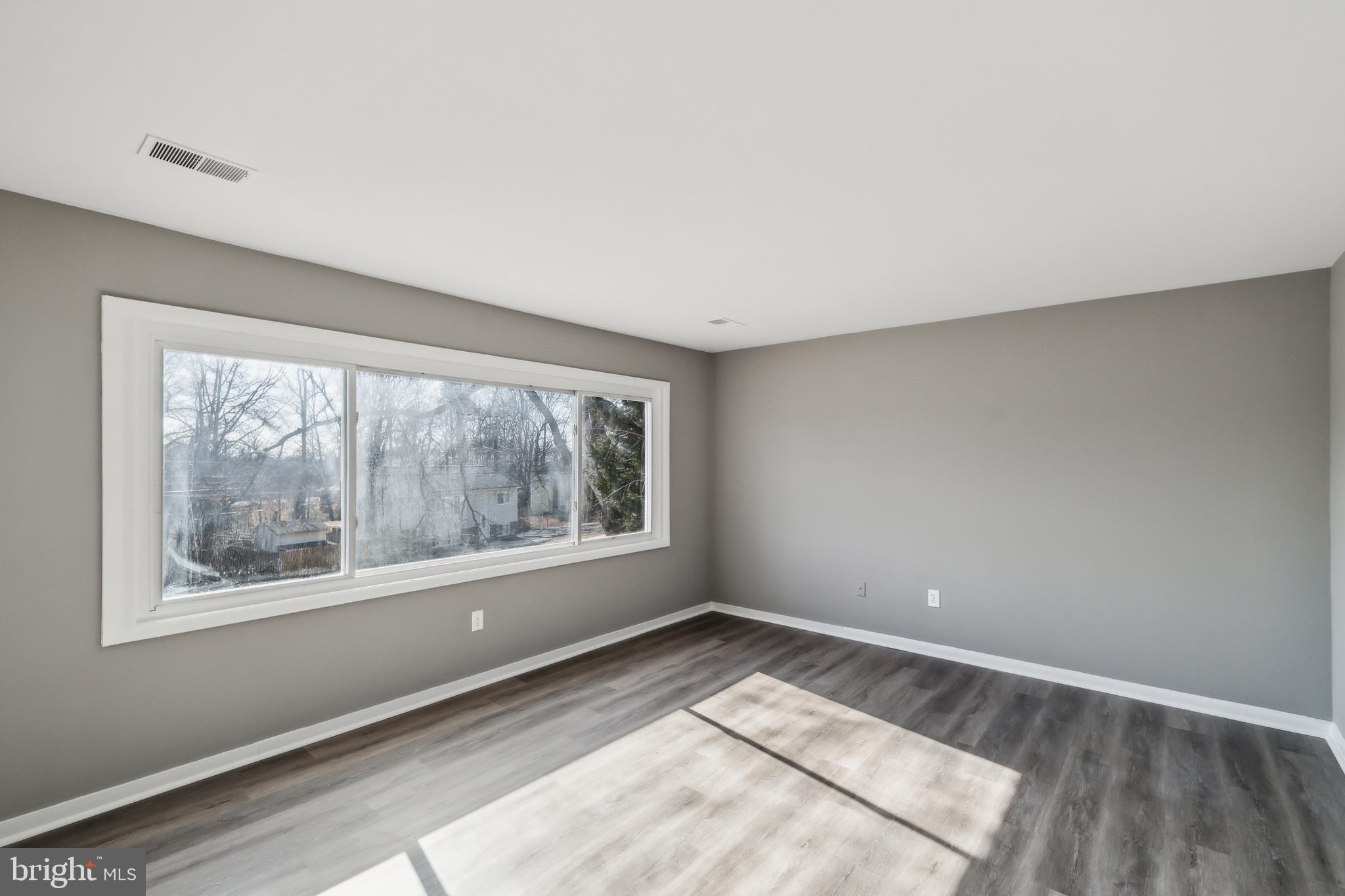 MARUMSCO VILLAGE - Residential Lease