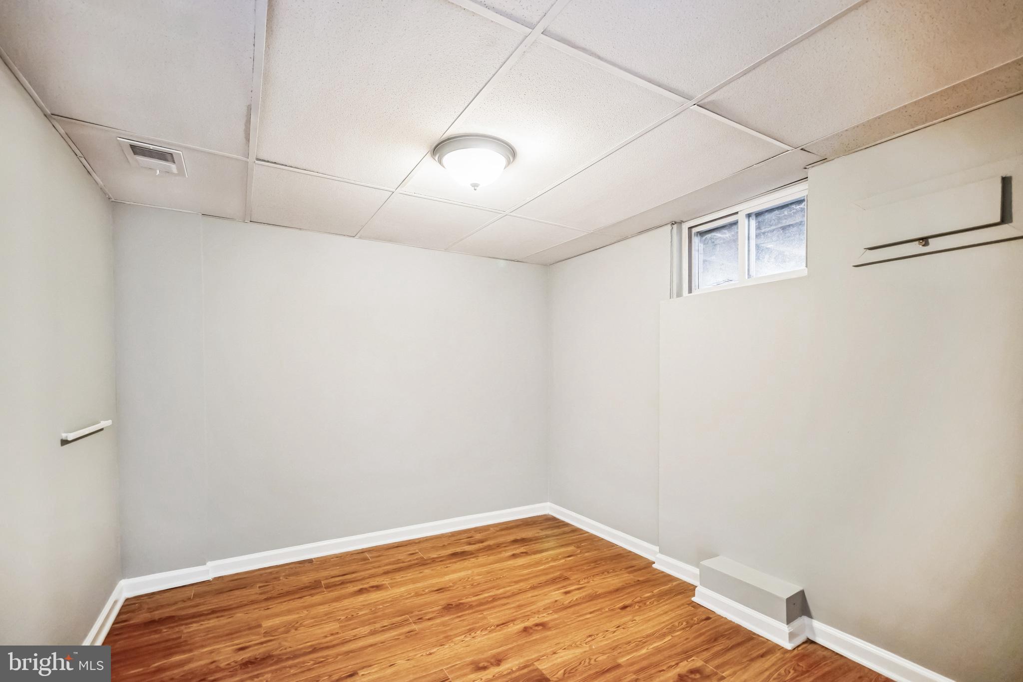 MARUMSCO VILLAGE - Residential Lease