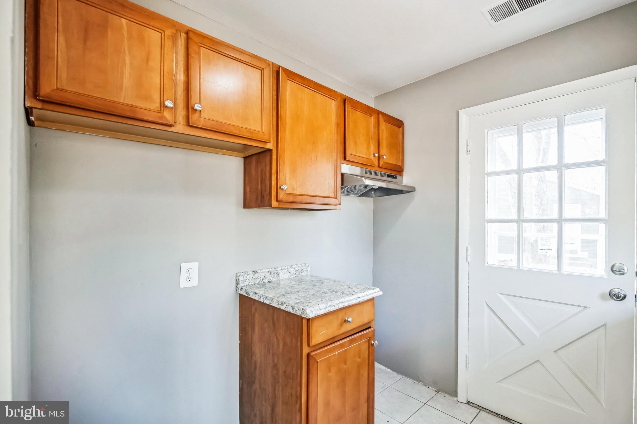 MARUMSCO VILLAGE - Residential Lease