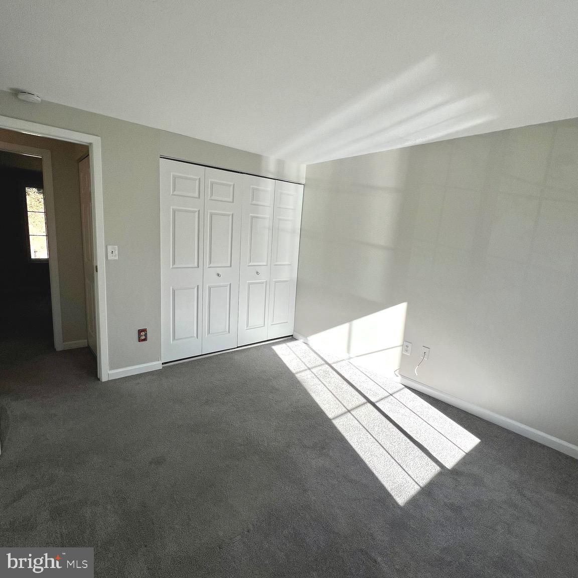 WHISPERING WOODS - Residential Lease