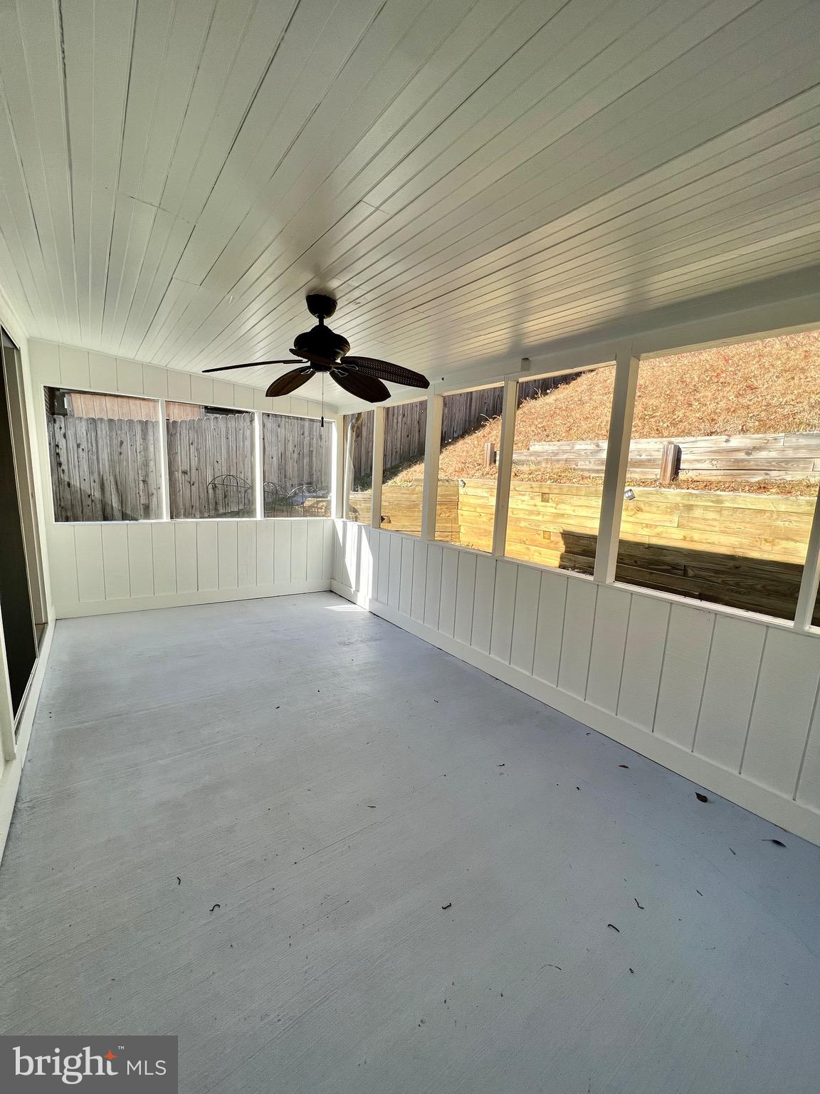 WHISPERING WOODS - Residential Lease