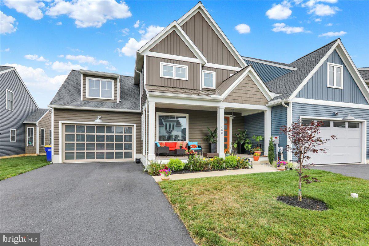 1402 BARRINGTON DRIVE