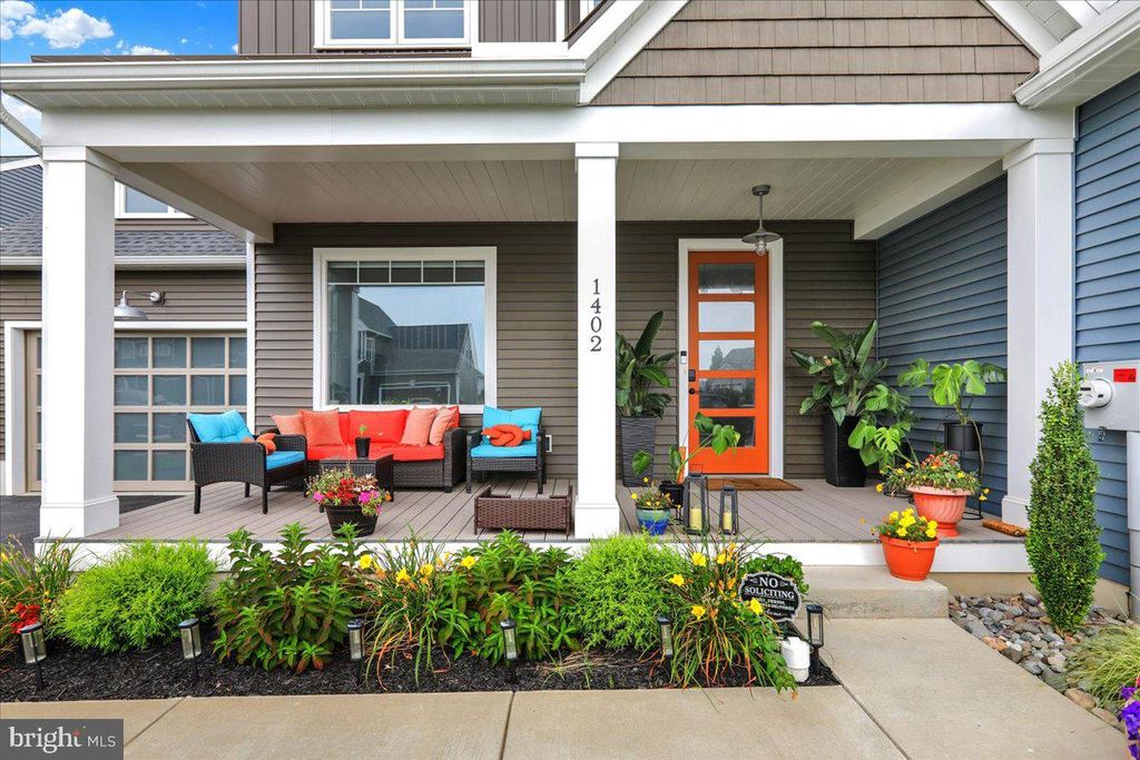 Photo of 1402 Barrington Drive, MOUNT JOY, PA 17552 (MLS # PALA2074386)