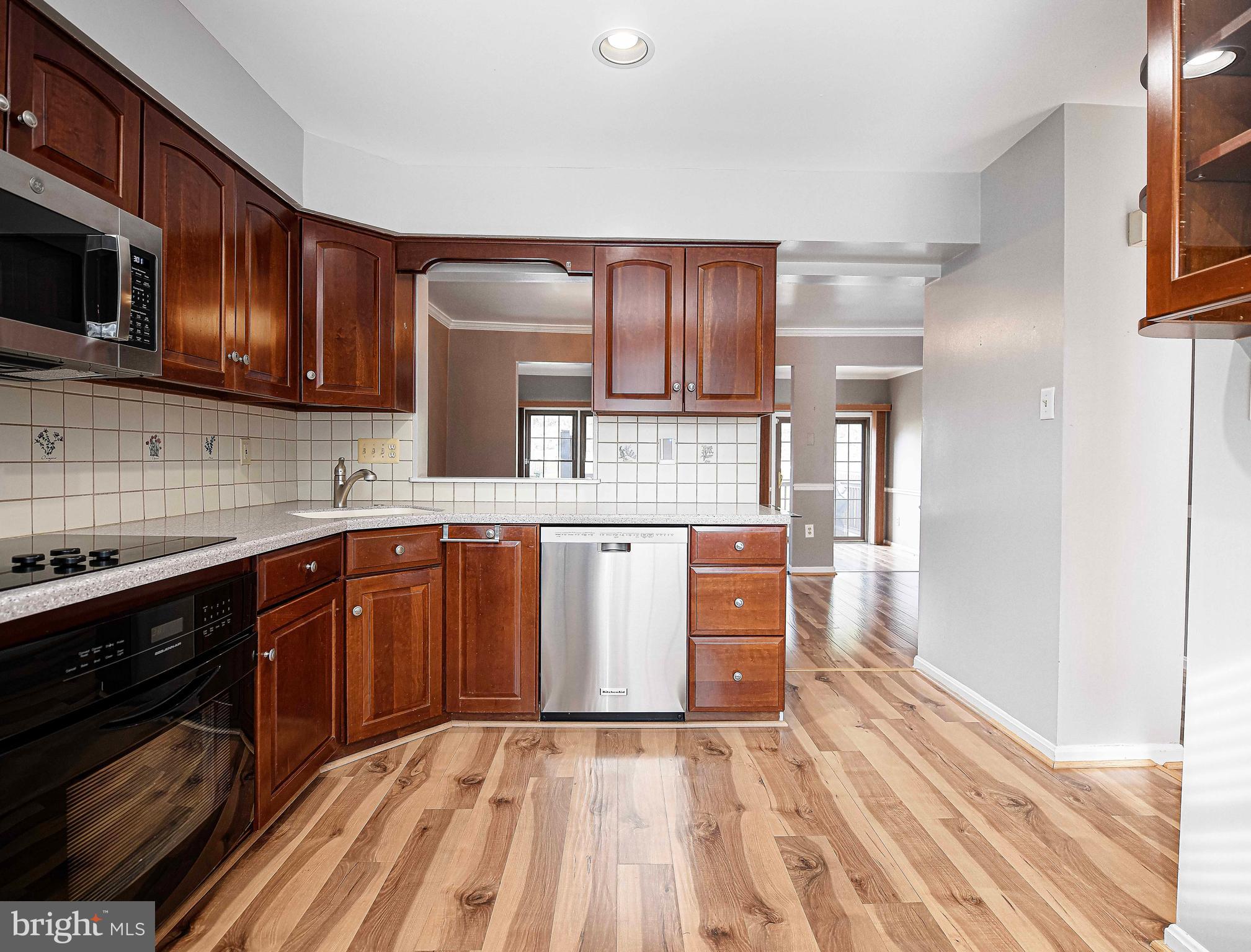 COPPERFIELD AT FIVE FRM - Residential