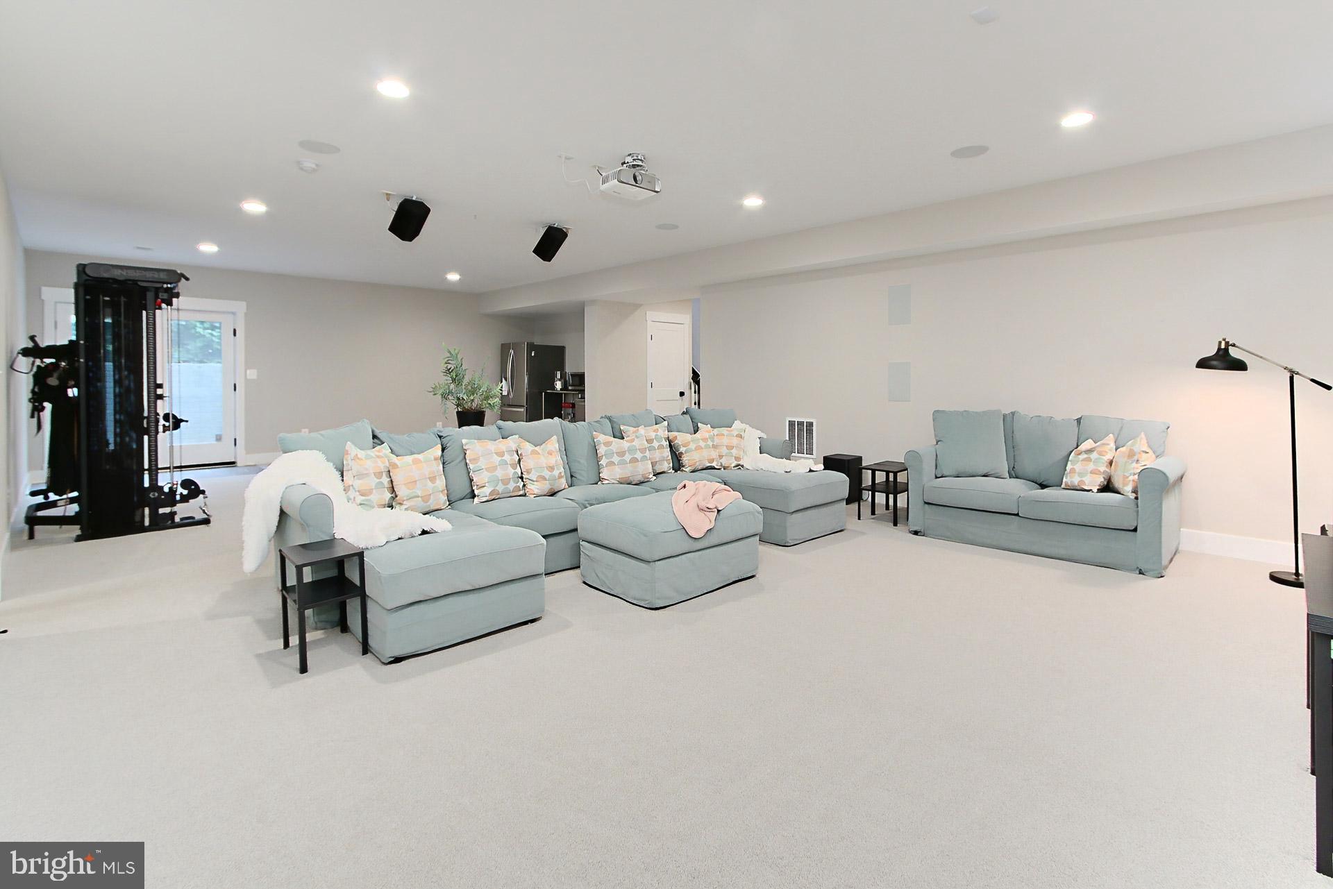 VIRGINIA FOREST - Residential