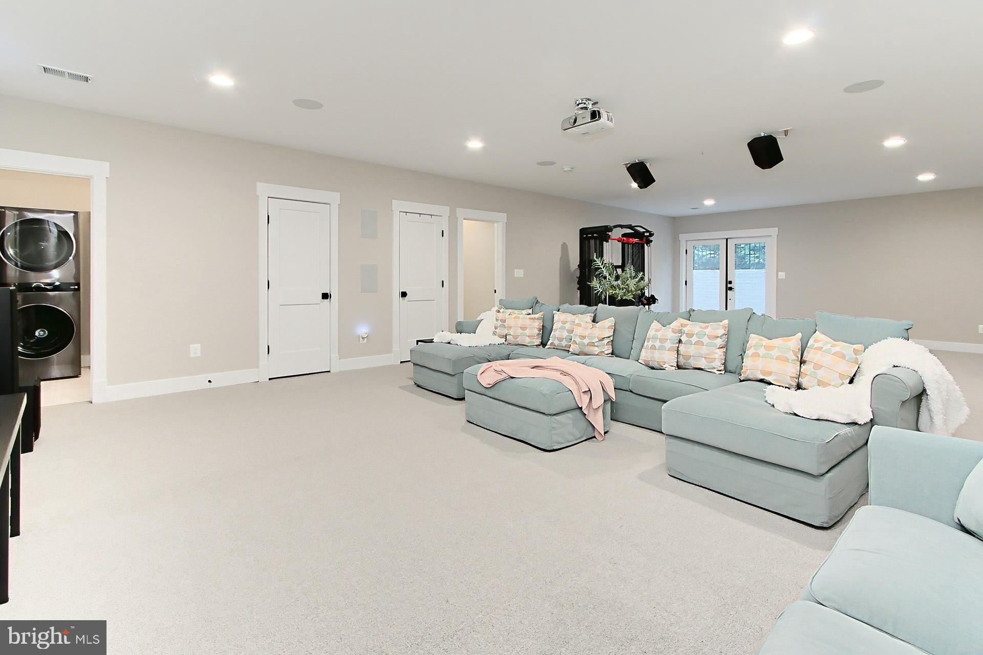 VIRGINIA FOREST - Residential