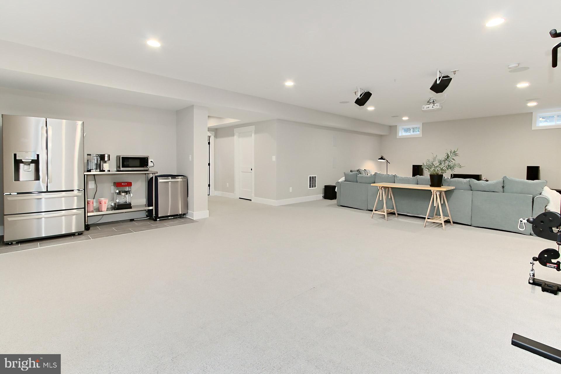 VIRGINIA FOREST - Residential