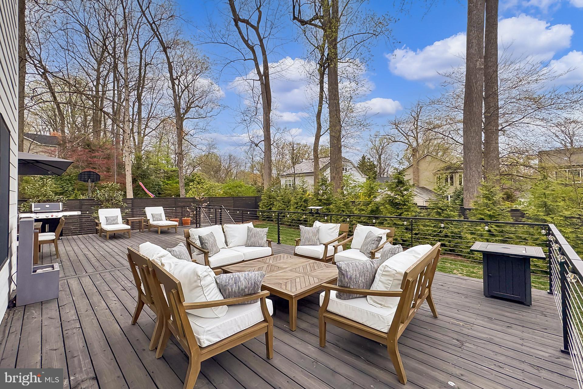 VIRGINIA FOREST - Residential