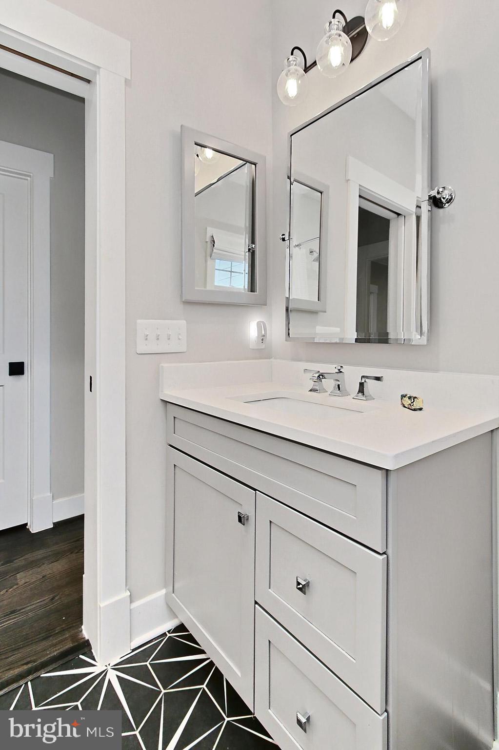 VIRGINIA FOREST - Residential