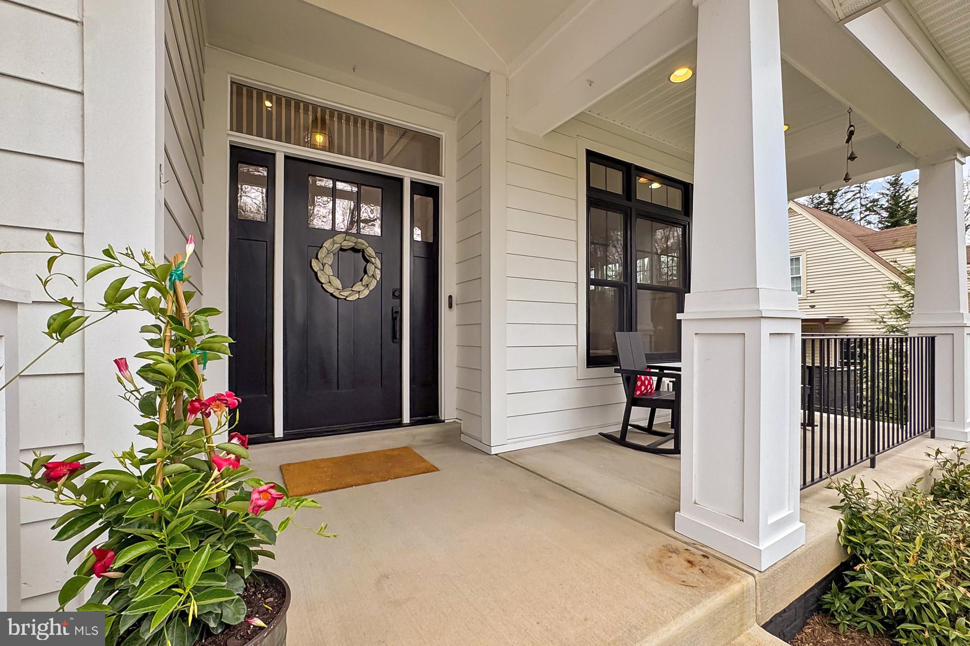 1204 SEATON LANE