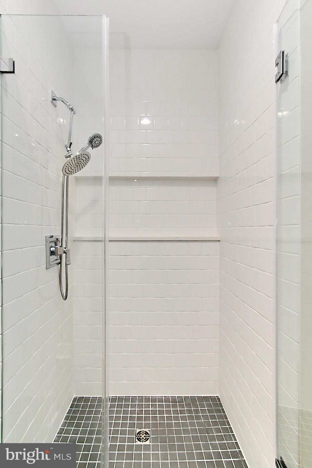 VIRGINIA FOREST - Residential