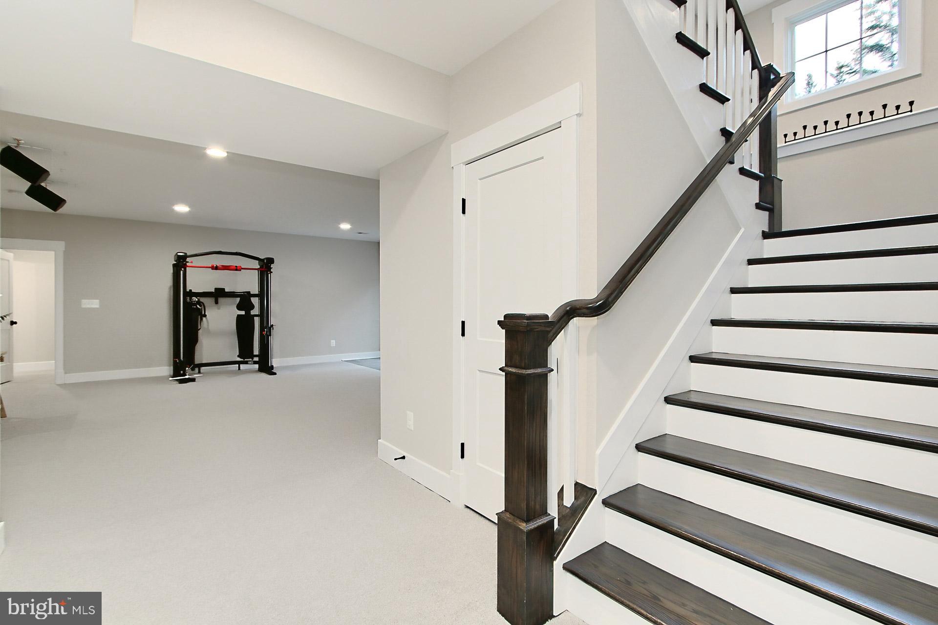 VIRGINIA FOREST - Residential