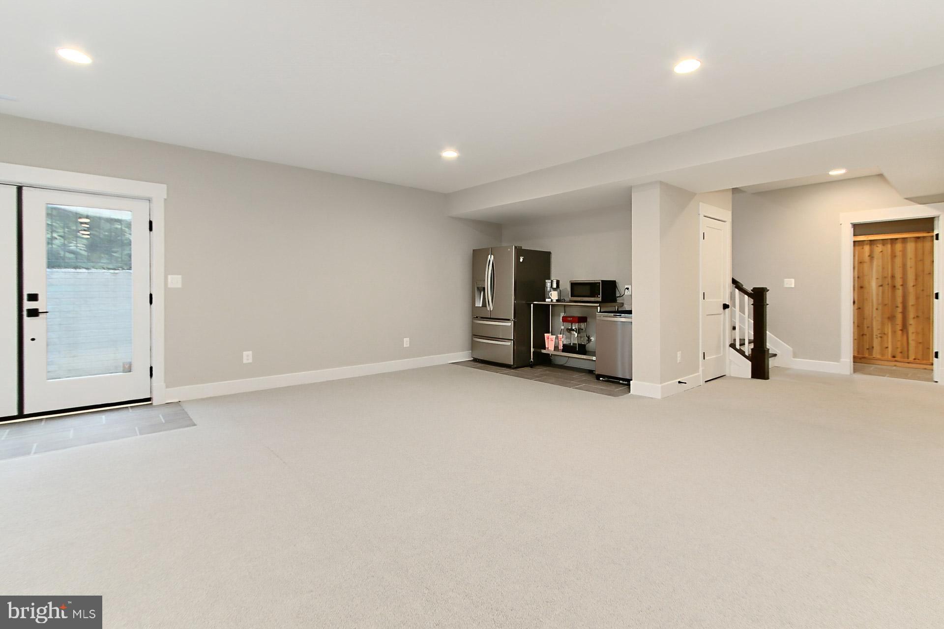 VIRGINIA FOREST - Residential