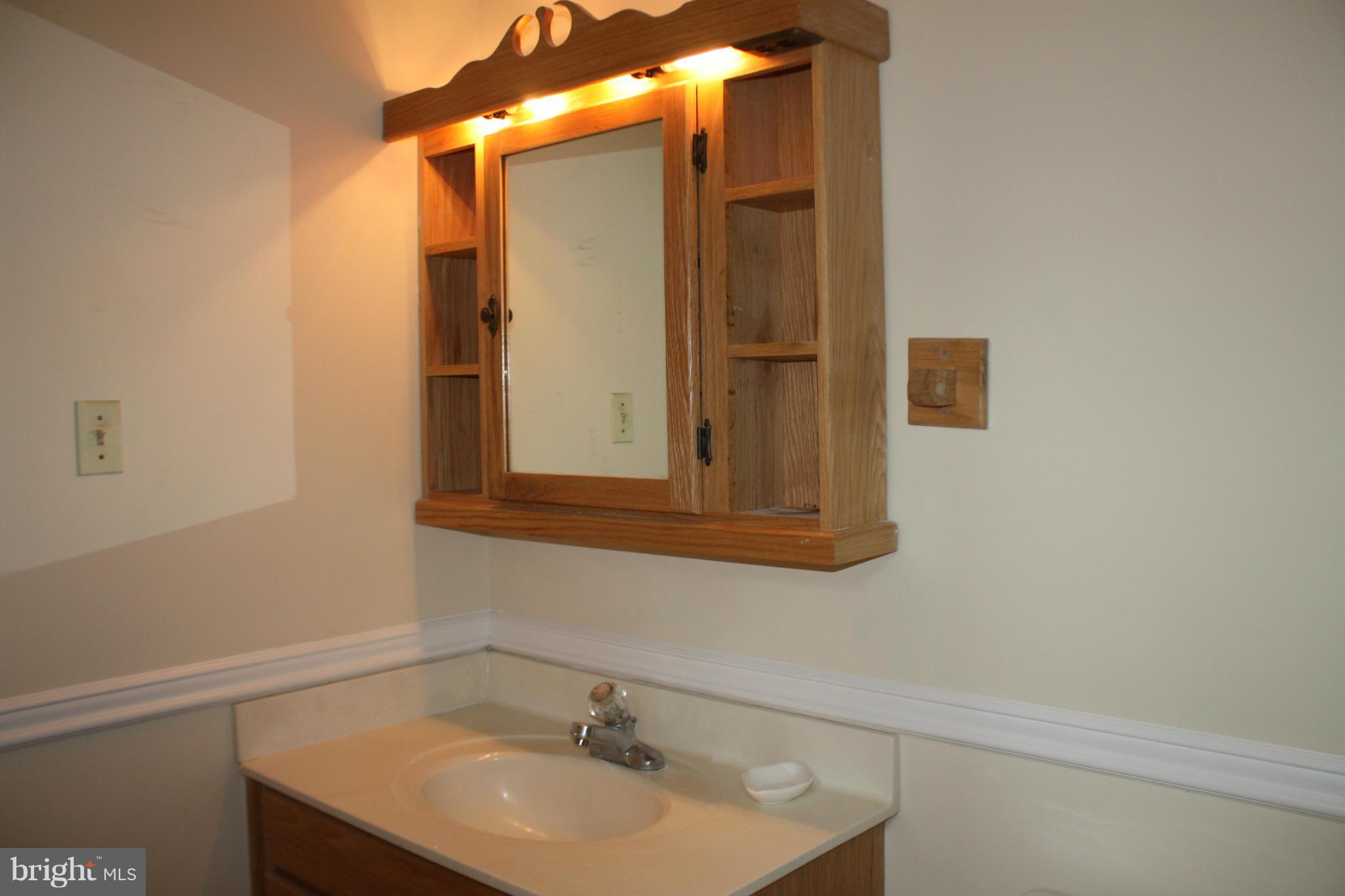 MT CARMEL WOODS - Residential