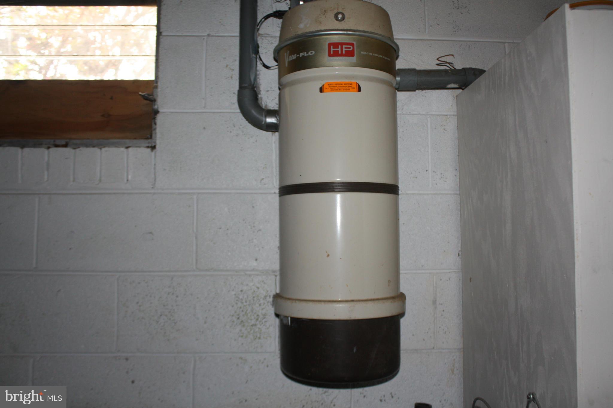 MT CARMEL WOODS - Residential